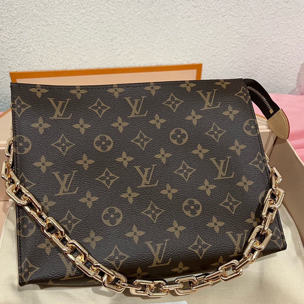 Brand New Toilet Pouch 26